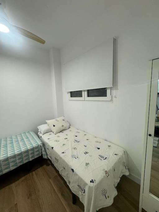 Gran Apartamento A Pie De Calle Valencia Ngoại thất bức ảnh
