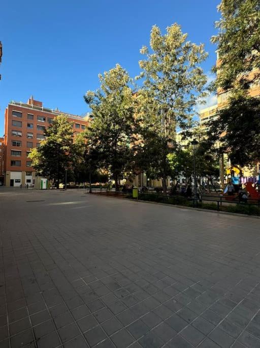 Gran Apartamento A Pie De Calle Valencia Ngoại thất bức ảnh